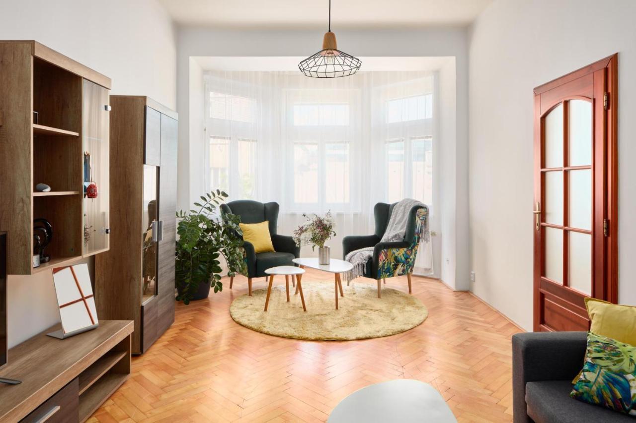 Prague Days - Spacious 3Bdr Apartment - Trendy Neighbourhood Экстерьер фото